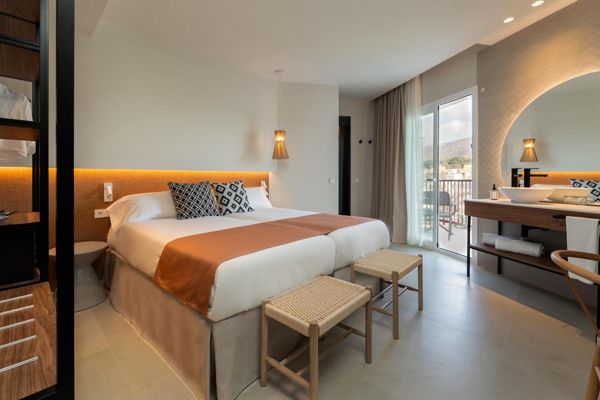 Fergus Bermudas 4* Palmanova